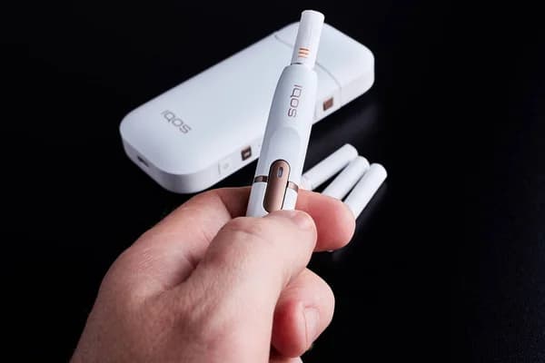 IQOS ใช้ดีไหม รีวิวแบบตรงไปตรงมา พร้อมข้อมูลที่คุณควรรู้ก่อนซื้อ
