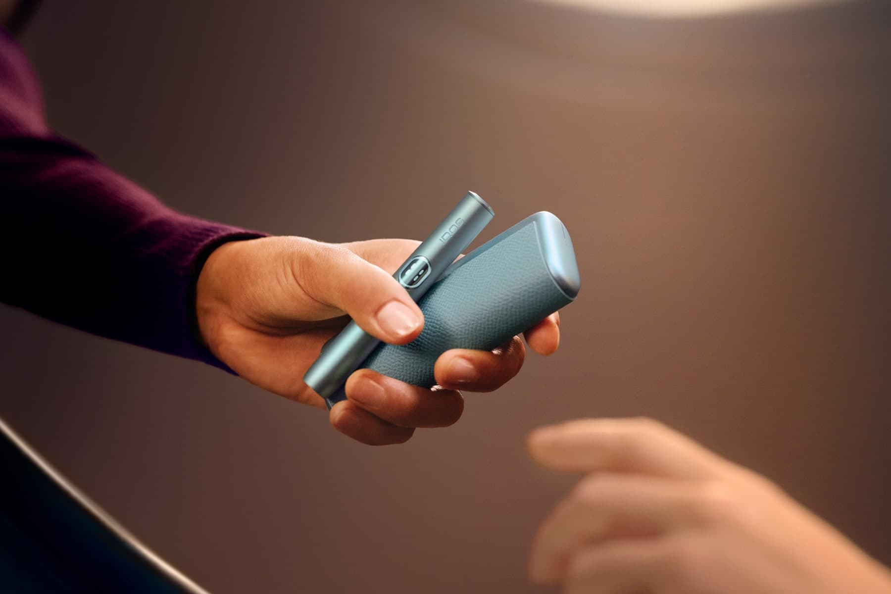 iqos รุ่นเก่ากับรุ่นใหม่ต่างกันยังไง เปรียบเทียบทุกมิติที่ผู้ใช้ควรรู้